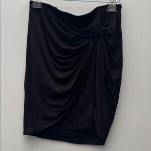 Forever 21 Plus Mini Twisted Skirt